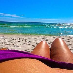 Meet your Posher, Dee